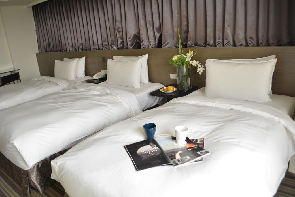De Reve Express Hotel Chiayi Exterior foto